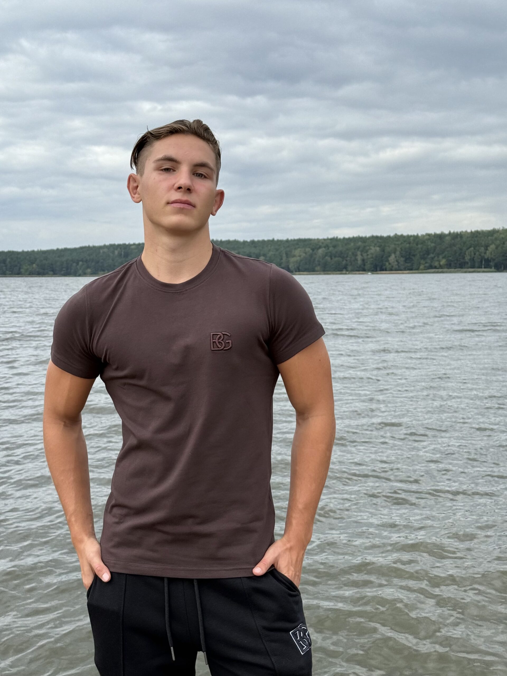 T-Shirt męski BG Bond | czekolada